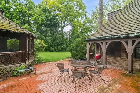 102 Pine Road Barrington IL 60010