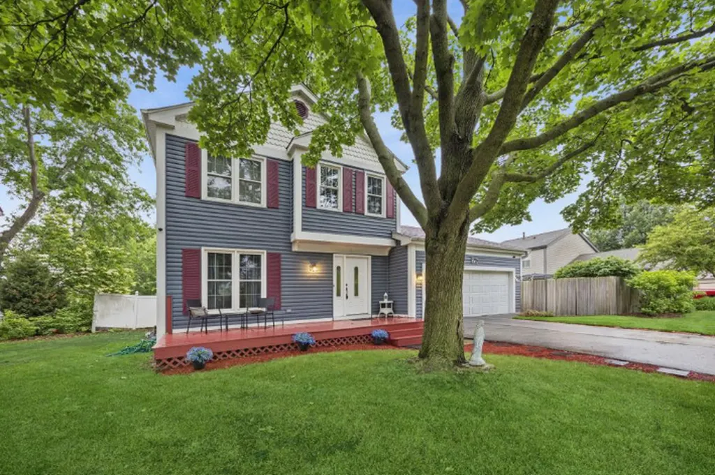 75 Rodenburg Road Roselle IL 60172