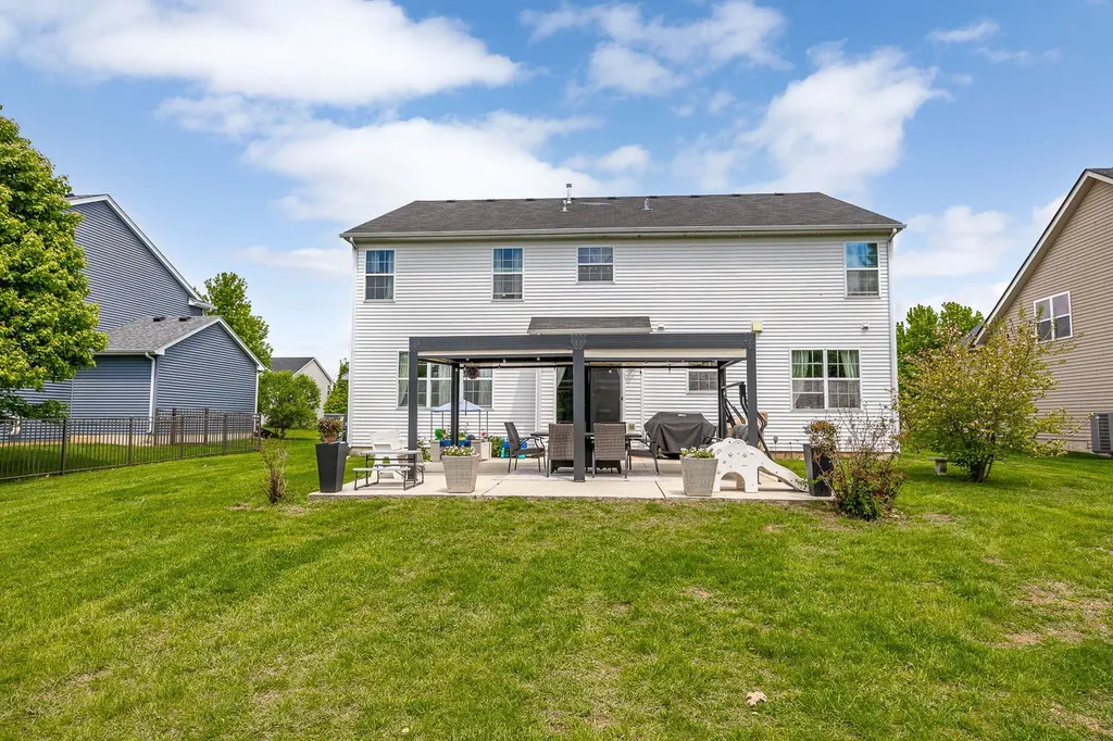 2297 Deerpath Road Bolingbrook IL 60490