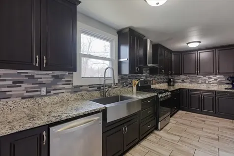 1418 Winaki Trail Algonquin IL 60102