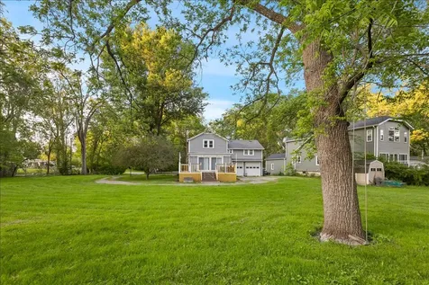 1418 Winaki Trail Algonquin IL 60102