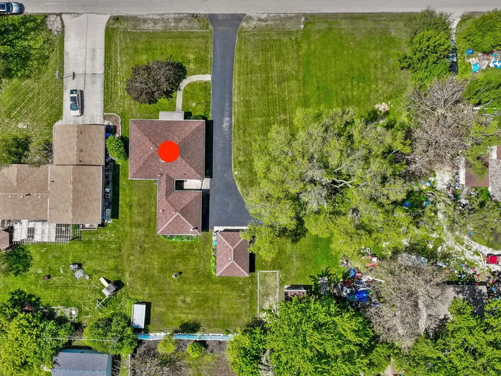 4N365 9TH Avenue Addison IL 60101