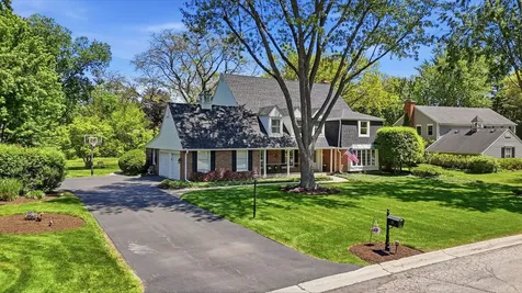 165 North Valley Road Barrington IL 60010