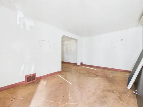 10009 South Emerald Avenue Chicago IL 60628