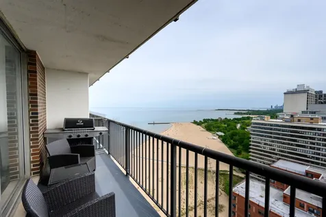 5855 North Sheridan Road Chicago IL 60660