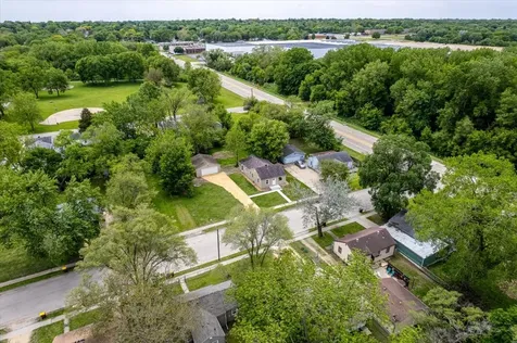 3616 Blackstone Avenue Rockford IL 61101