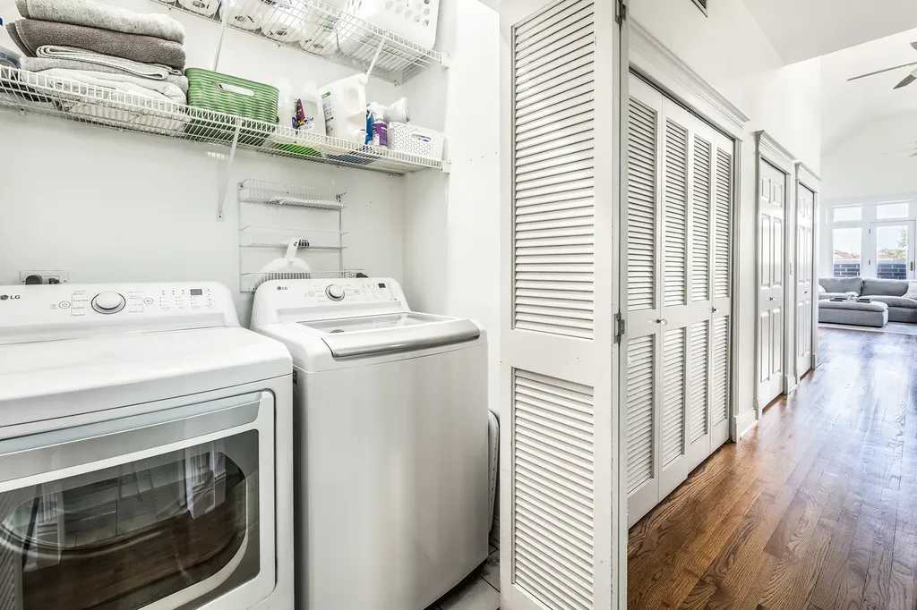 2001 West Addison Street Chicago IL 60618