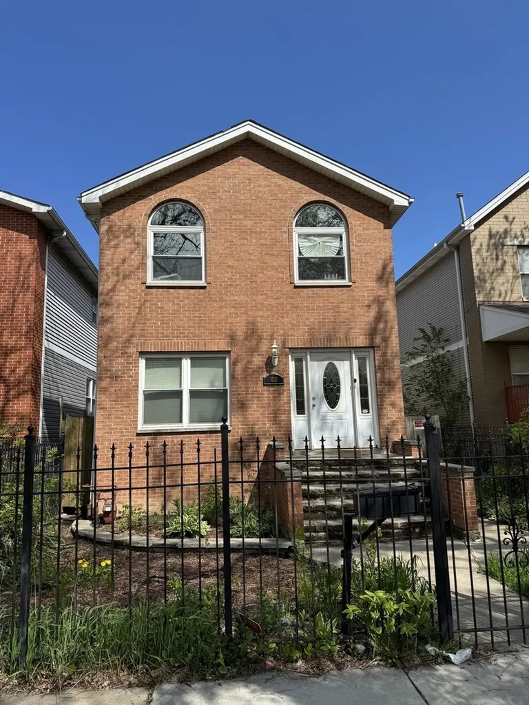 1031 North Keeler Avenue Chicago IL 60651