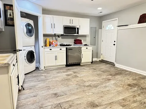 1031 North Keeler Avenue Chicago IL 60651