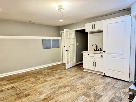 1031 North Keeler Avenue Chicago IL 60651