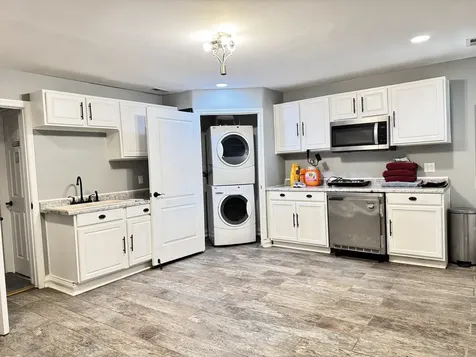 1031 North Keeler Avenue Chicago IL 60651