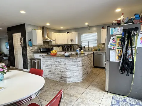 1031 North Keeler Avenue Chicago IL 60651
