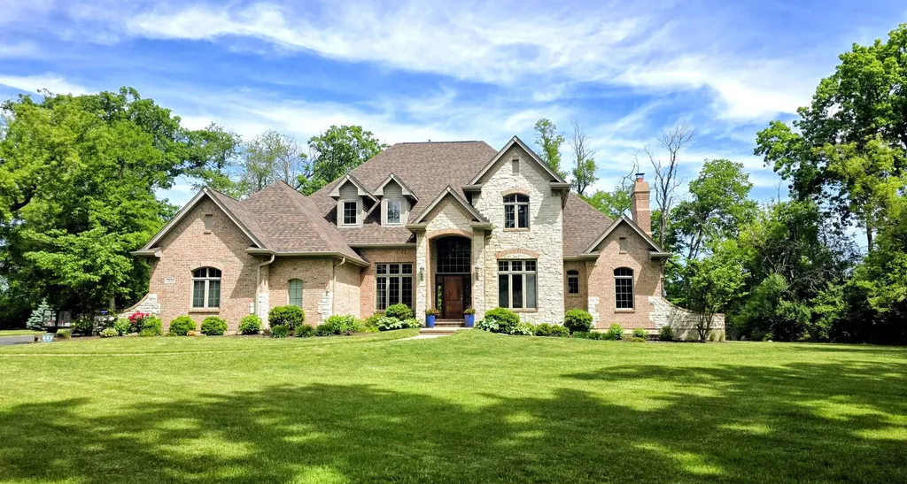 7508 Forest Oak Drive Mchenry IL 60050