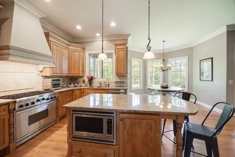 7508 Forest Oak Drive Mchenry IL 60050