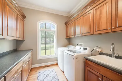 7508 Forest Oak Drive Mchenry IL 60050