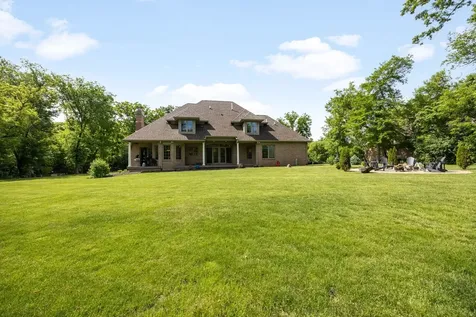 7508 Forest Oak Drive Mchenry IL 60050