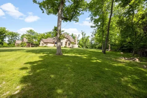 7508 Forest Oak Drive Mchenry IL 60050