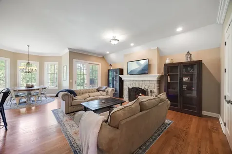 7508 Forest Oak Drive Mchenry IL 60050