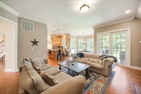 7508 Forest Oak Drive Mchenry IL 60050