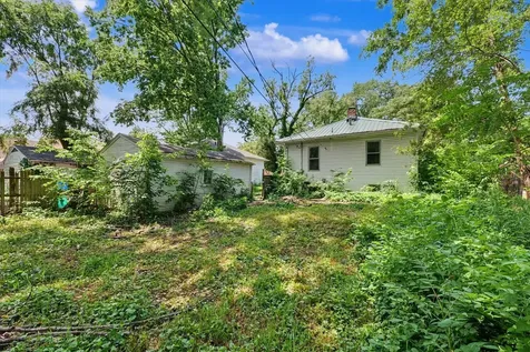 402 South Johnson Avenue Urbana IL 61801
