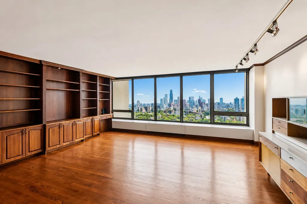 2800 North Lake Shore Drive Chicago IL 60657