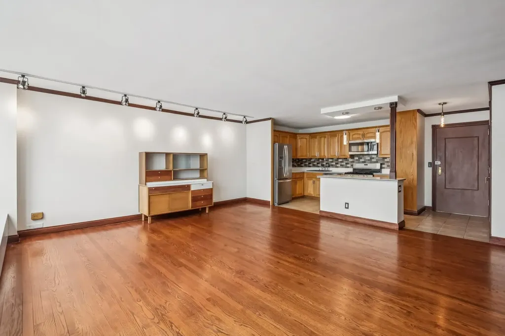 2800 North Lake Shore Drive Chicago IL 60657