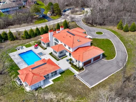 2665 Bentley Road Highland Park IL 60035