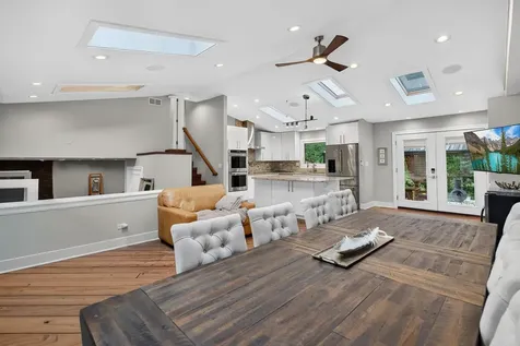 2843 South Briarwood Drive E Arlington Heights IL 60005