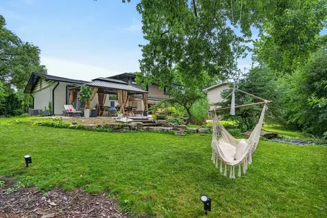 2843 South Briarwood Drive E Arlington Heights IL 60005