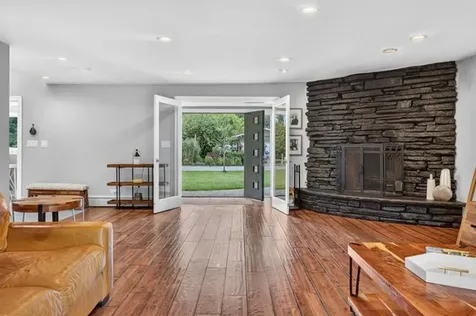 2843 South Briarwood Drive E Arlington Heights IL 60005