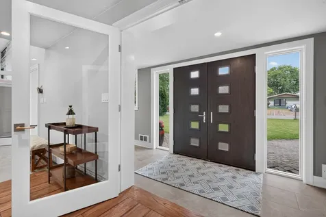 2843 South Briarwood Drive E Arlington Heights IL 60005