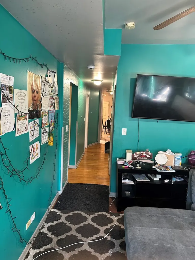 3712 West Grenshaw Street Chicago IL 60624