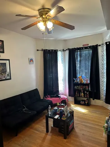 3712 West Grenshaw Street Chicago IL 60624