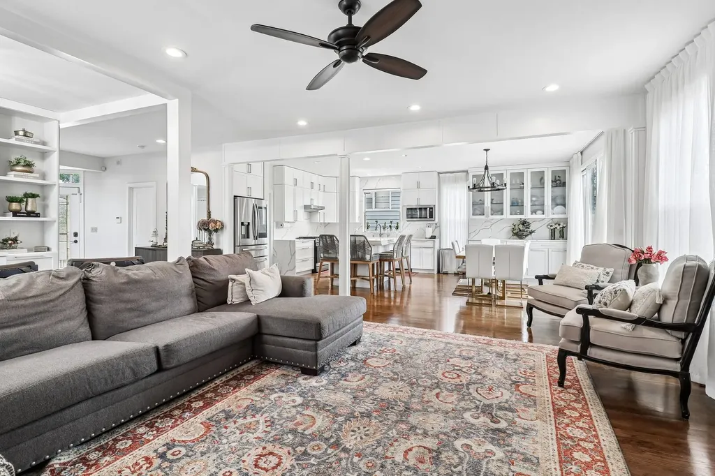 200 Sunset Court Lake Zurich IL 60047