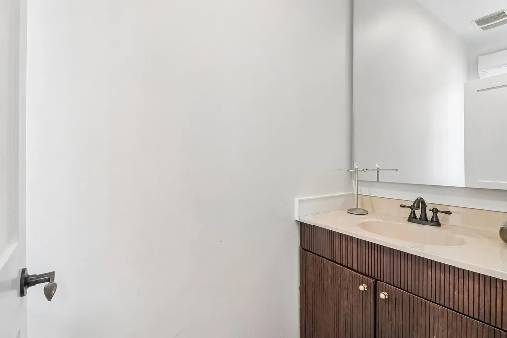 200 Sunset Court Lake Zurich IL 60047