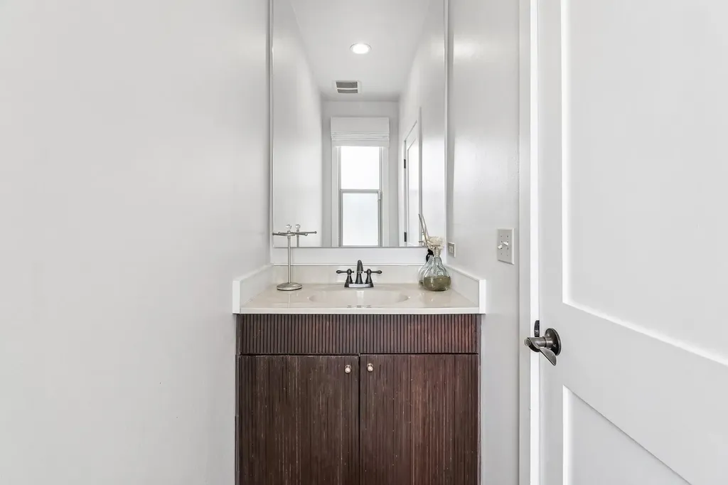 200 Sunset Court Lake Zurich IL 60047