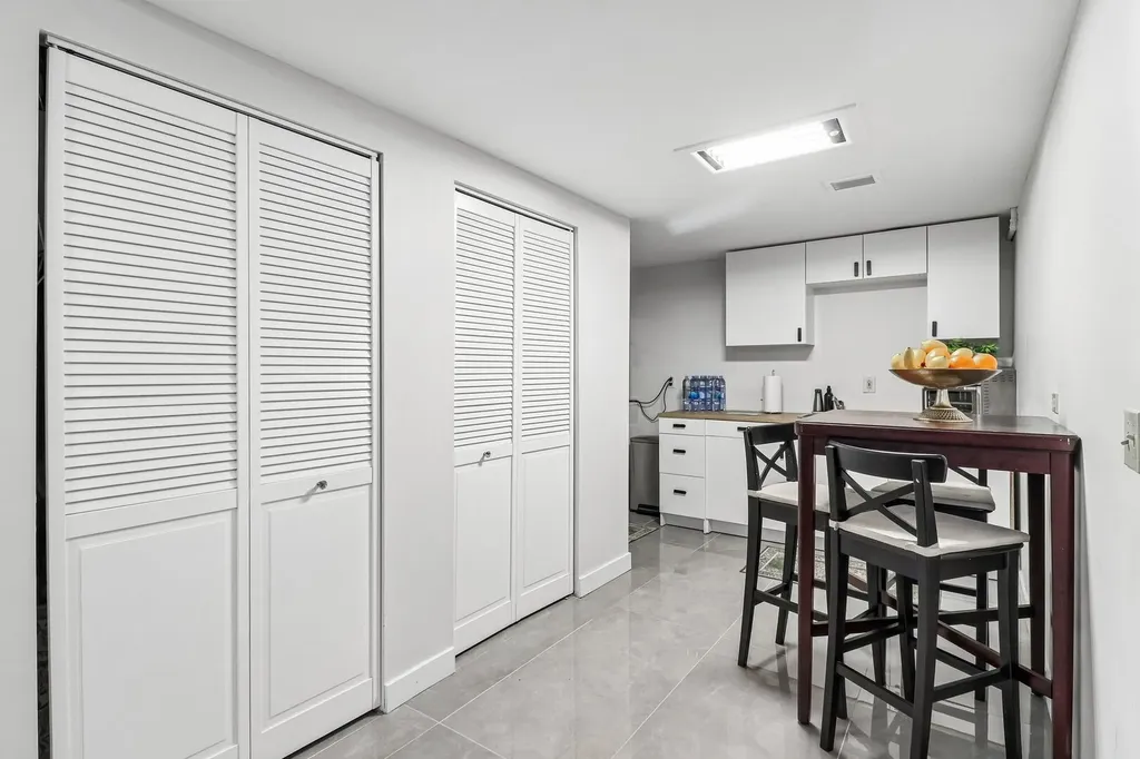 200 Sunset Court Lake Zurich IL 60047