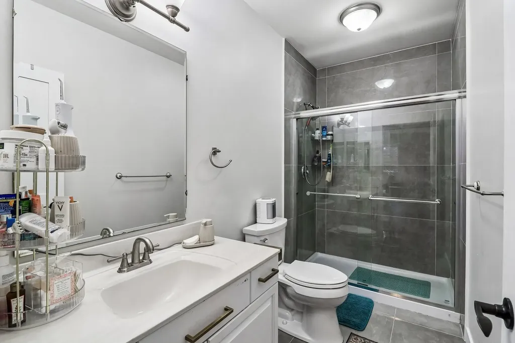 200 Sunset Court Lake Zurich IL 60047