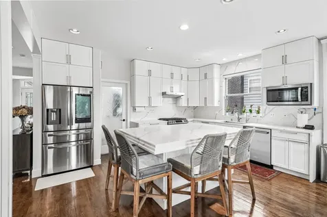 200 Sunset Court Lake Zurich IL 60047