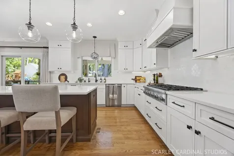 616 East Willow Avenue Wheaton IL 60187