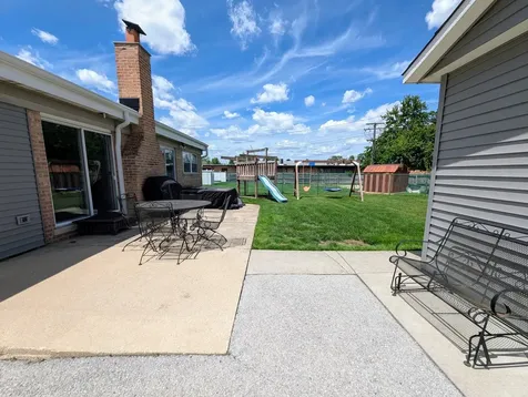10849 Moody Avenue Chicago Ridge IL 60415