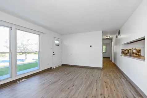 7941 163RD Place Tinley Park IL 60477