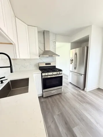 5554 Linder Court Crestwood IL 60418