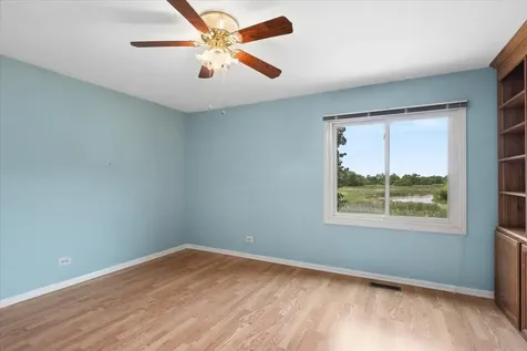510 Ambria Drive Mundelein IL 60060