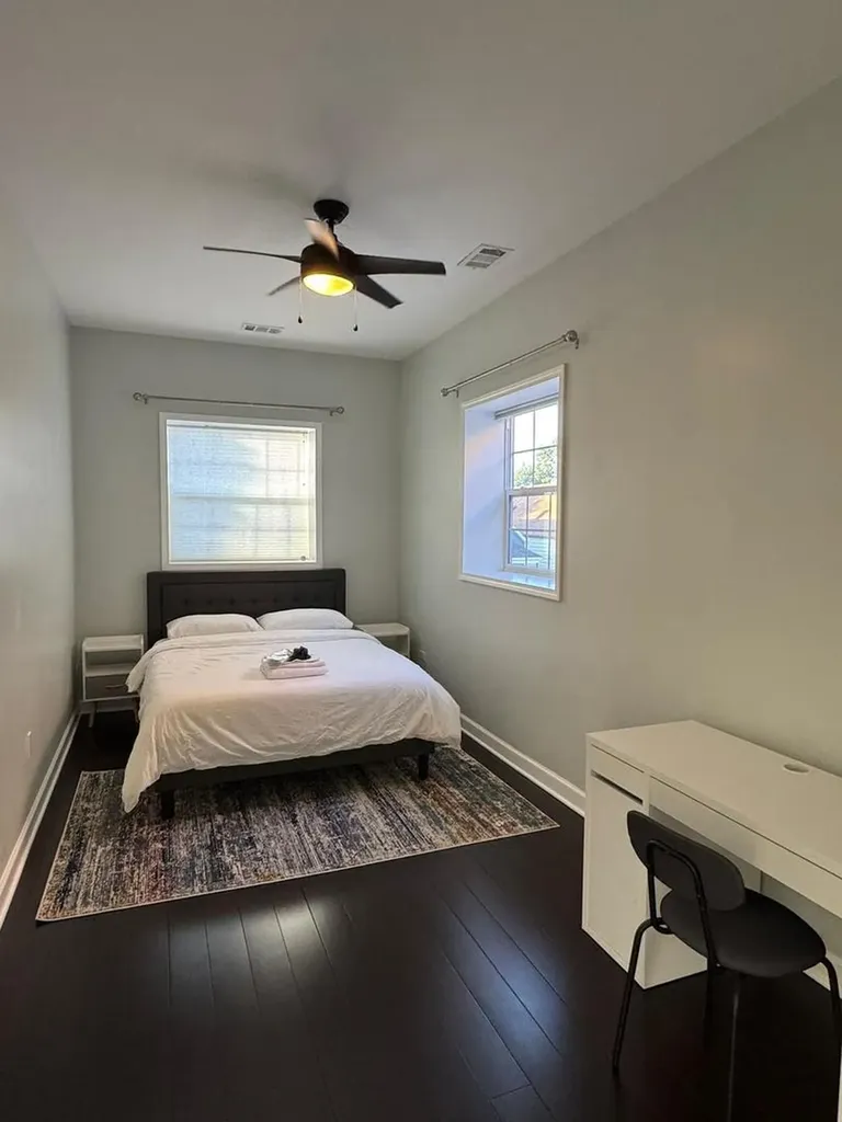 3027 North Allen Avenue Chicago IL 60618
