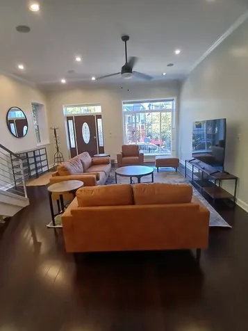 3027 North Allen Avenue Chicago IL 60618