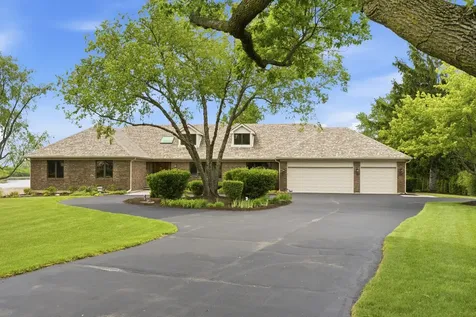 2208 Shetland Road Inverness IL 60010