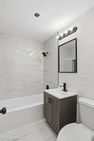 6135 Birmingham Street Chicago Ridge IL 60415