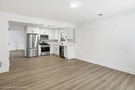 6135 Birmingham Street Chicago Ridge IL 60415