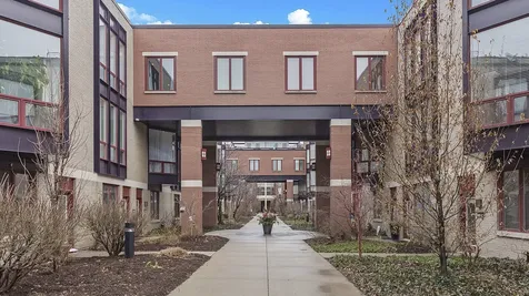1244 West Cottage Place Chicago IL 60607